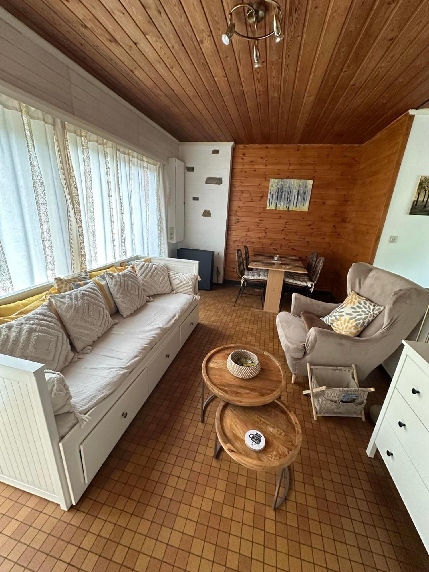 Au Bois Charmant Waulsort Exterior foto