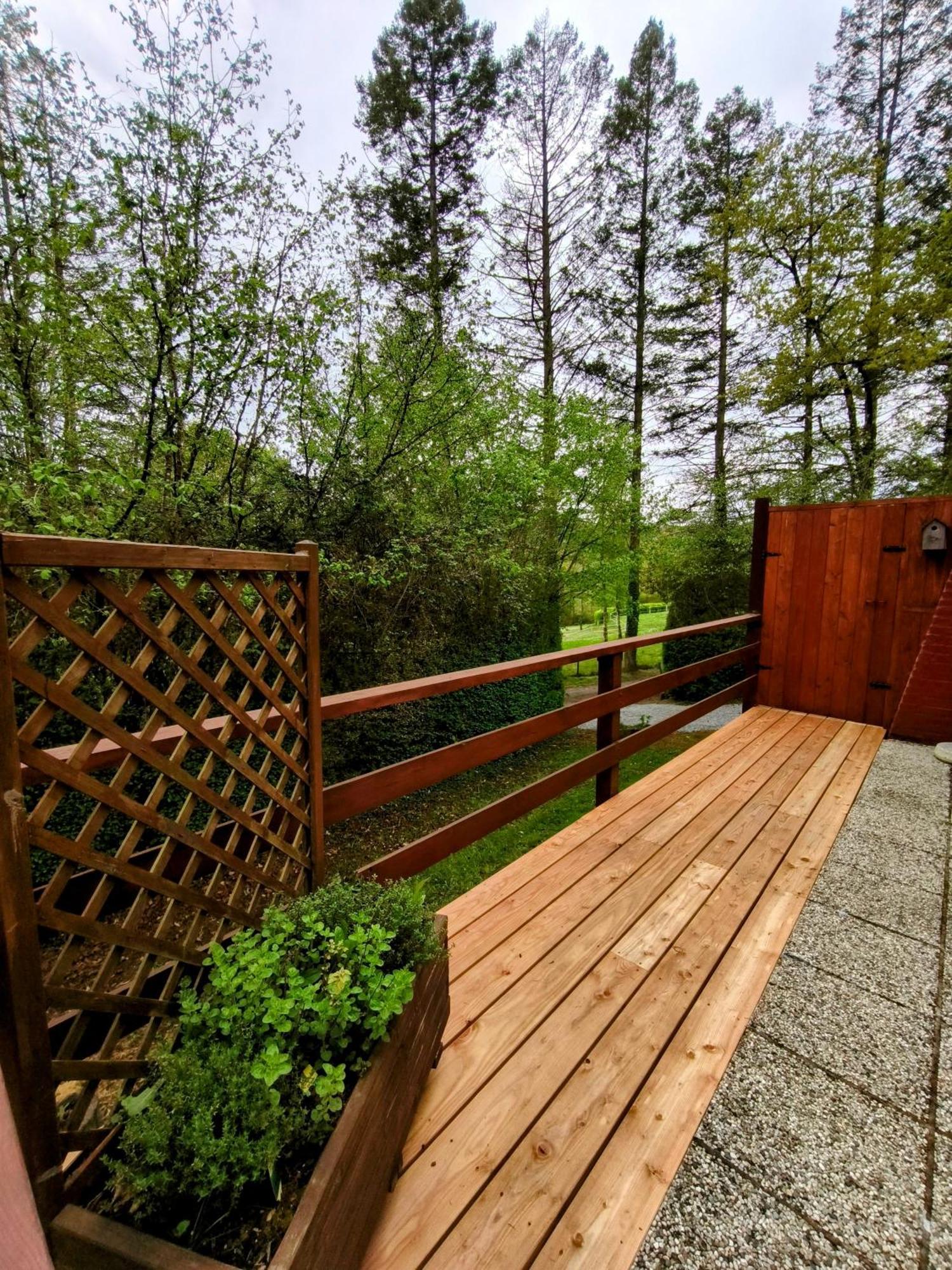 Au Bois Charmant Waulsort Habitación foto
