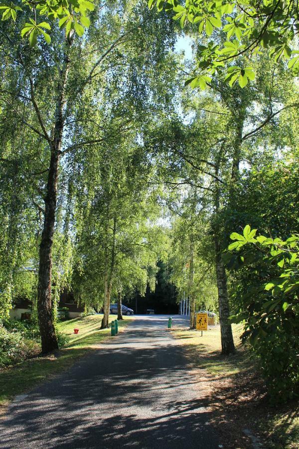 Au Bois Charmant Waulsort Exterior foto