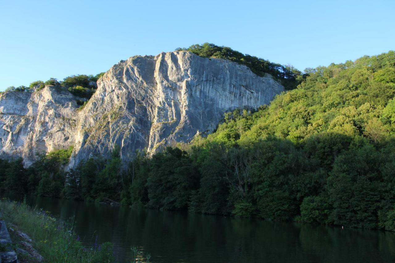 Au Bois Charmant Waulsort Exterior foto
